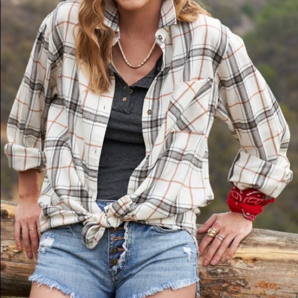 La Miel Plaid Flannel Button Down Bone Shirt - Picture 5 of 9